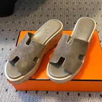 Hermes Eze 30 Slides Women Suede In Taupe