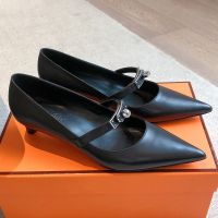 Hermes Kiara 40 Pumps Women Calfskin In Black