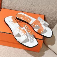 Hermes Oran Slides Women Printed Calfskin In White/Brown