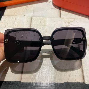 Hermes 3027 Square Sunglasses In Black