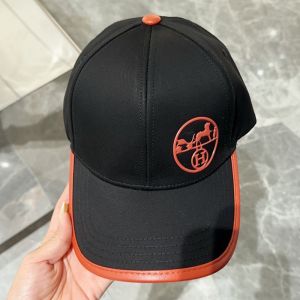 Hermes Classic Logo Baseball Cap Cotton In Black